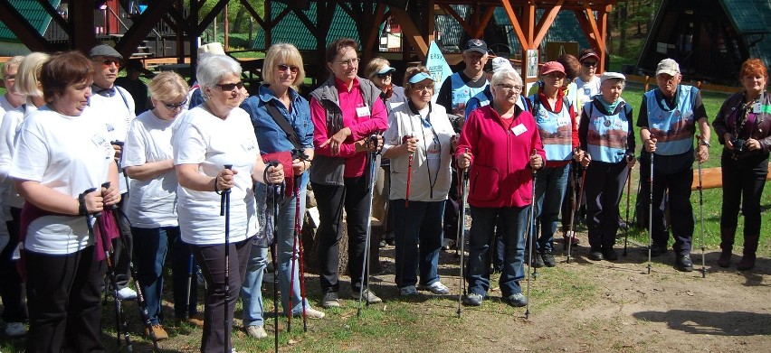 IV Rajd Nordic Walking im. Grzegorza Różyńskiego w Wejherowie. [ZDJĘCIA]