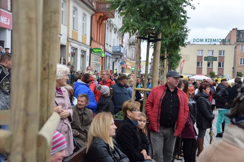 Cleo zaśpiewała na otwarciu starogardzkiego Rynku ZDJĘCIA 