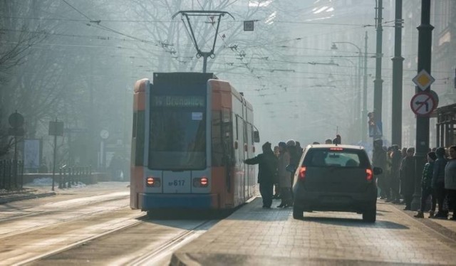 Smog dusi mieszkańców Krakowa