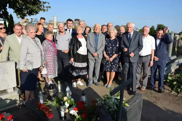 Relacja zdjęciowa z uroczystości ku pamięci zmarłego 30 lat temu Andrzeja Hoffmanna