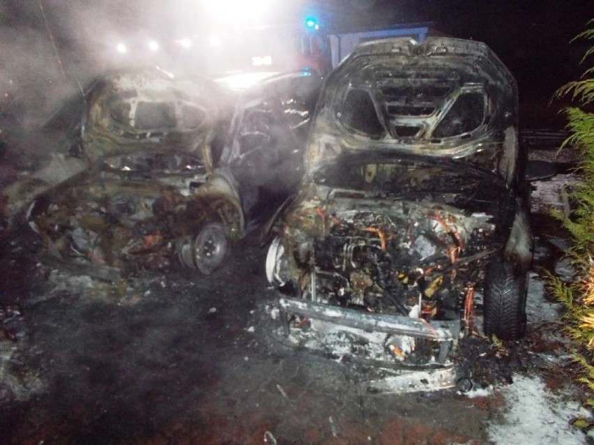 Licheń Stary: Spłonęło 7 samochodów. Wszystkie należały do...
