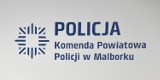 Komunikaty KPP Malbork. Bryła lodu, która spadła na auto z ciężarówki, wybita szyba w taksówce i graffiti na wagonie