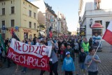 Marsz przeciwko imigrantom w Toruniu [ZDJĘCIA]