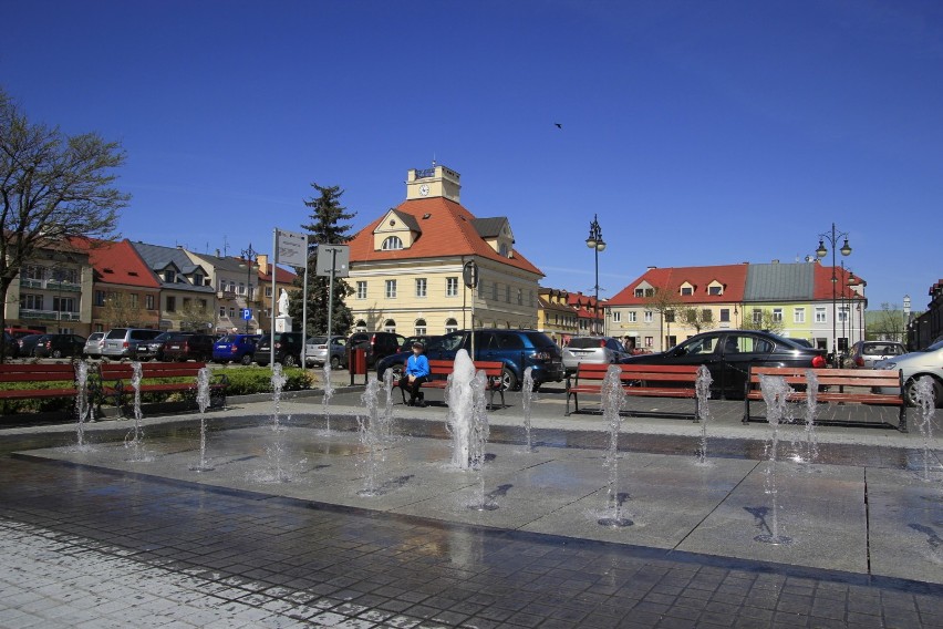 Fontanna na placu Kościuszki w Łęczycy