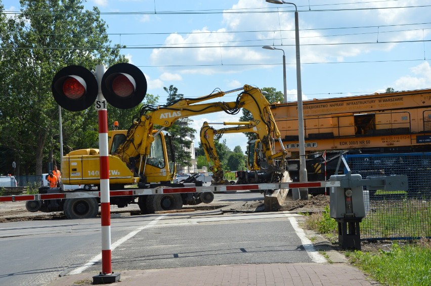 Rusza remont na przejeździe kolejowym na ul. Spalskiej w Tomaszowie. Droga będzie nieprzejezdna