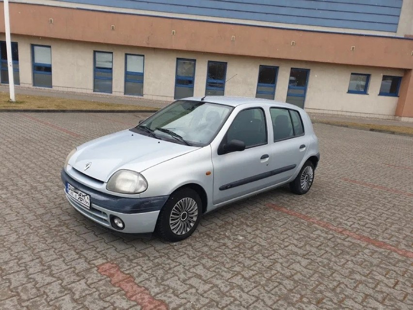 Renault Clio 1.2 
1 800 zł