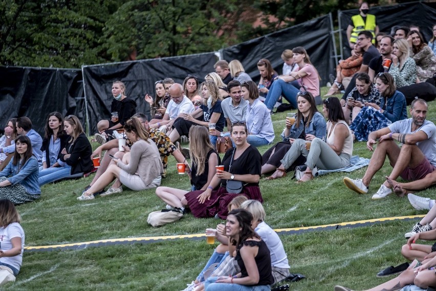 Piątkowy koncert zespołu Sorry Boys zainaugurował Letnie...