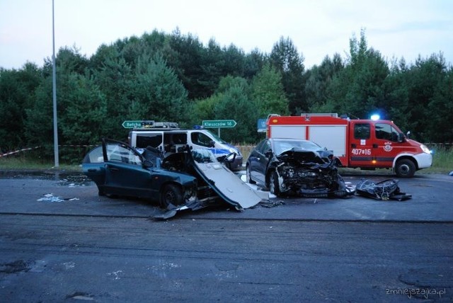 Wypadek koło Słoku. W zderzeniu hondy i daewoo zginęły dwie osoby