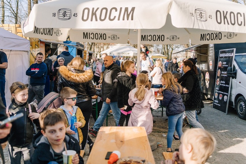 Tłumy na Zlocie Food Trucków w niedzielę