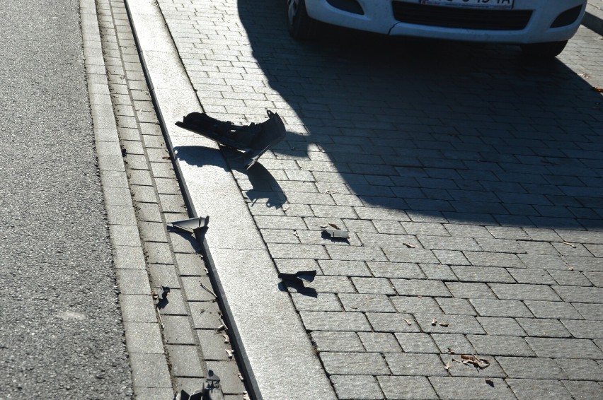 Wypadek na Rawskiej w Skierniewicach. Wjazd do centrum zablokowany. Są ranni