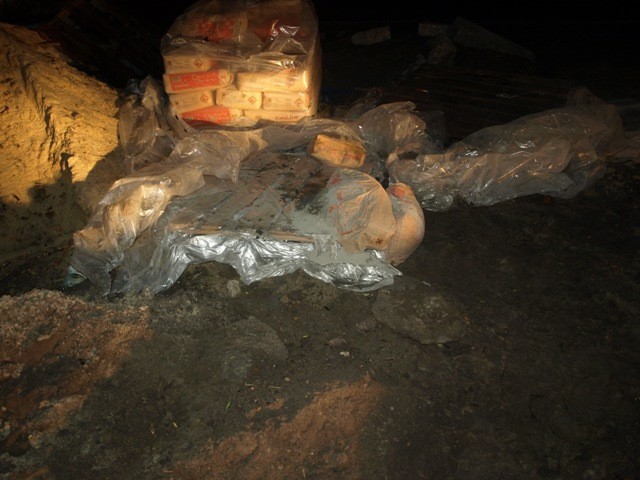 Kradzież cementu z budowy sali wiejskiej w Szkudli