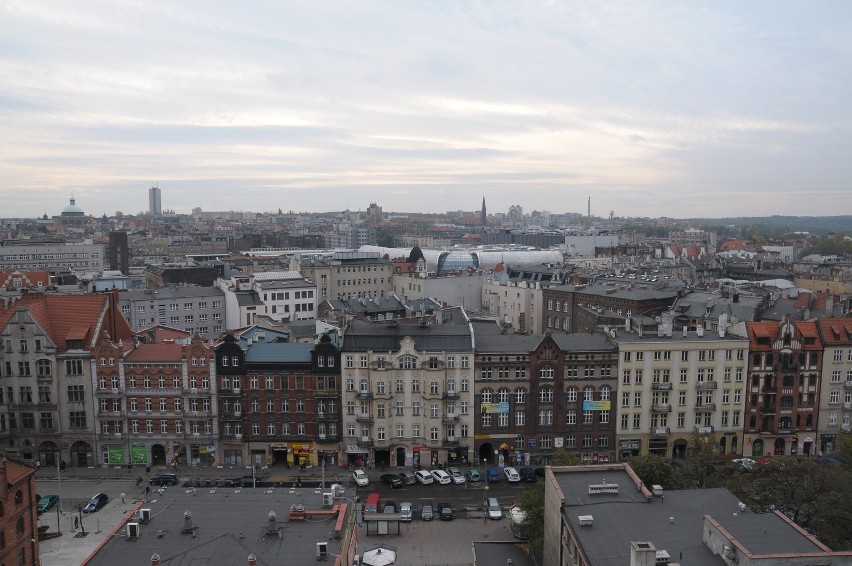Tak wyglądają Katowice z dachu hotelu Silesia [ZDJĘCIA]