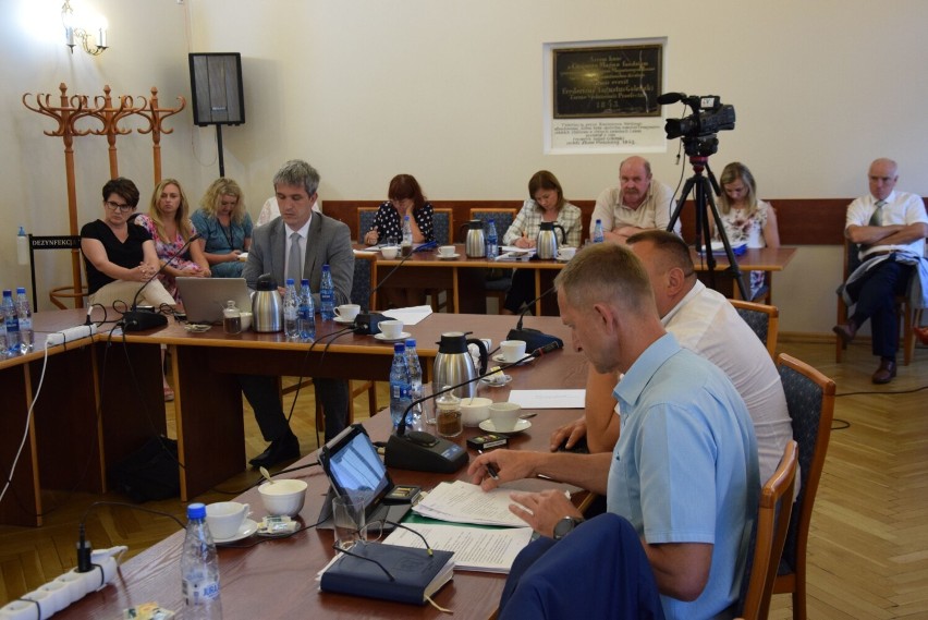 Posiedzenie Rady Powiatu w Wieluniu - 27 czerwca 2022 r.
