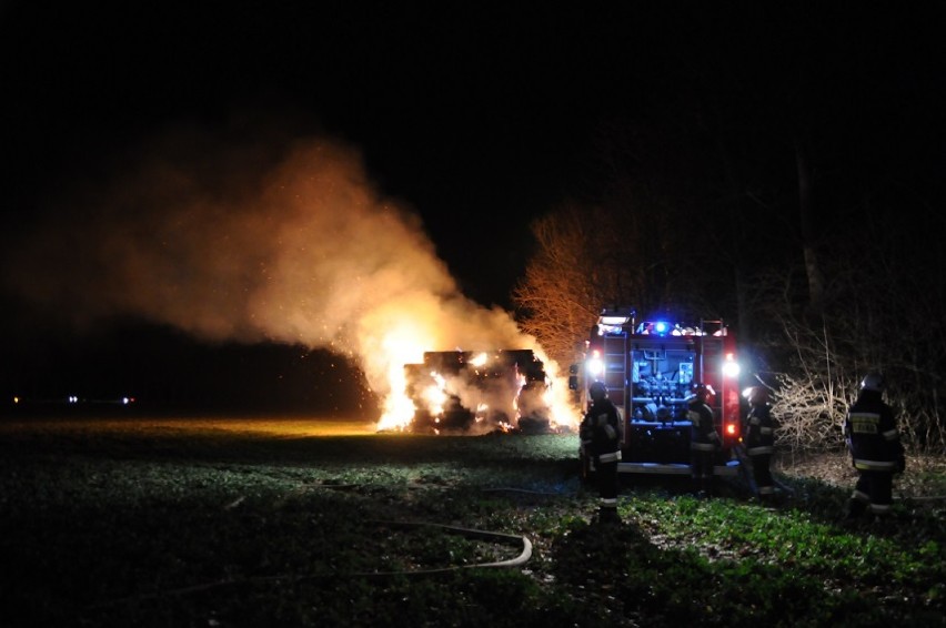 Gmina Brodnica: pożar stogu w Przylepkach 20.03.2014