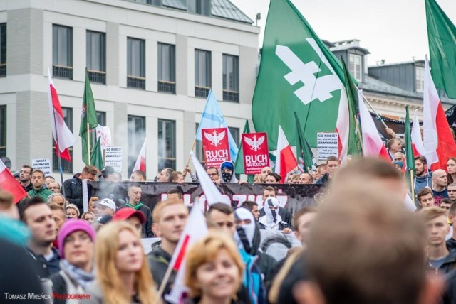 Marsze antyimigracyjne odbywaja się w całej Polsce. N.Z. marsz w Warszawie