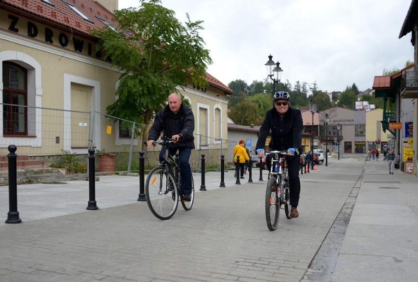 Bochnia. Władze miasta zachęcają do rezygnacji z samochodów, w niedzielę darmowa komunikacja [ZDJĘCIA]