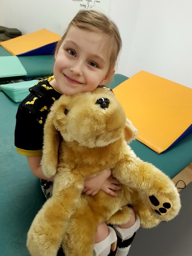 Radomszczański: 6-letnia Wiktoria walczy o sprawność. I ty możesz pomóc!