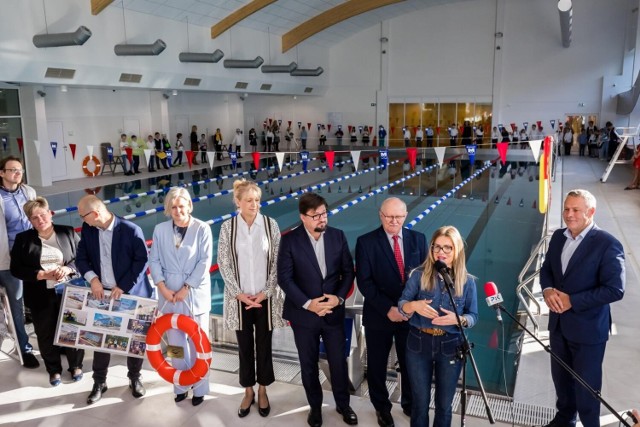 W czwartek, 20 października, miało miejsce uroczyste otwarcie basenu "Łabędź", zlokalizowanego przy ul. Pijarów w Bydgoszczy.