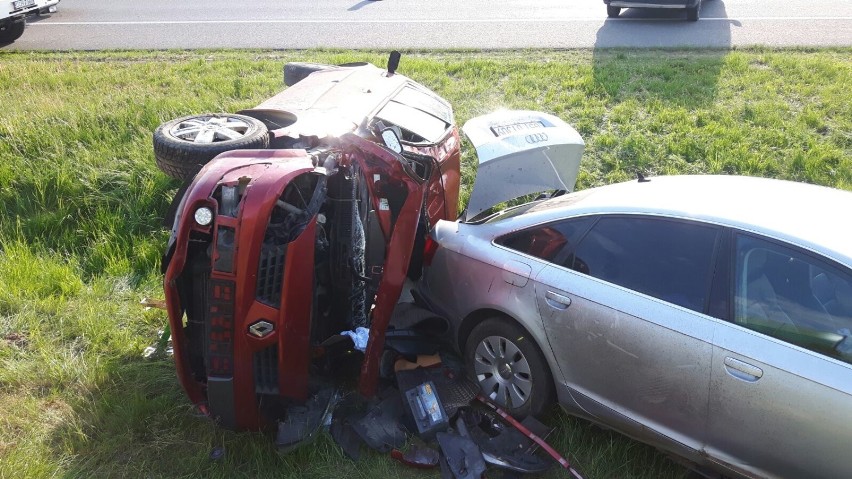 Wypadek na A1 w pobliżu Grudziądza. Trzy osoby w szpitalu [zdjęcia]