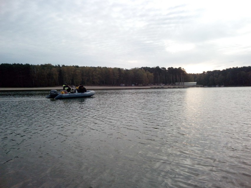 Praktyczna część kursu była realizowana na Jeziorze Gołuchowskim