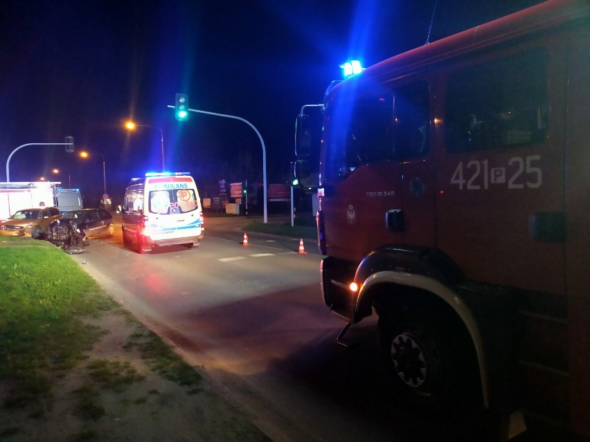 Wypadek w Gnieźnie na skrzyżowaniu ulic Wrzesińskiej i Cymsa