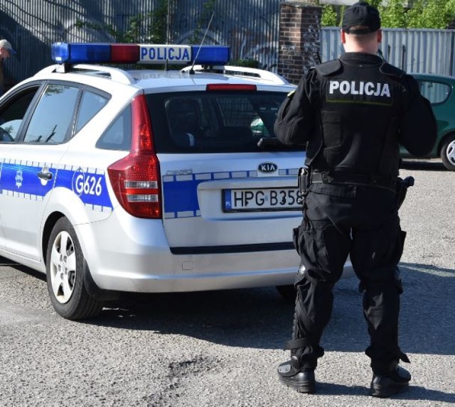 Mężczyzna, który złamał kwarantannę został zatrzymany przez policję w drodze do powrotnej do domu