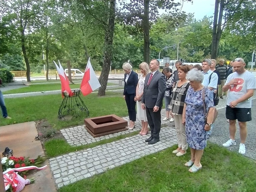 78.rocznica wybuchu Powstania Warszawskiego została pięknie uczczona w Opatowie. Zobacz zdjęcia