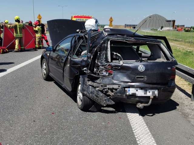 Do wypadku doszło przed godziną 13 na 196 kilometrze autostrady A1