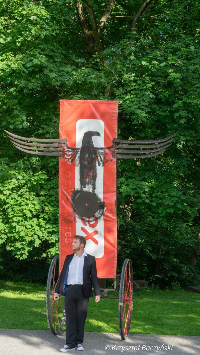 Na skwerze Reginy Osowickiej w Wejherowie wystawią spektakl "Kaszubski kosmos"