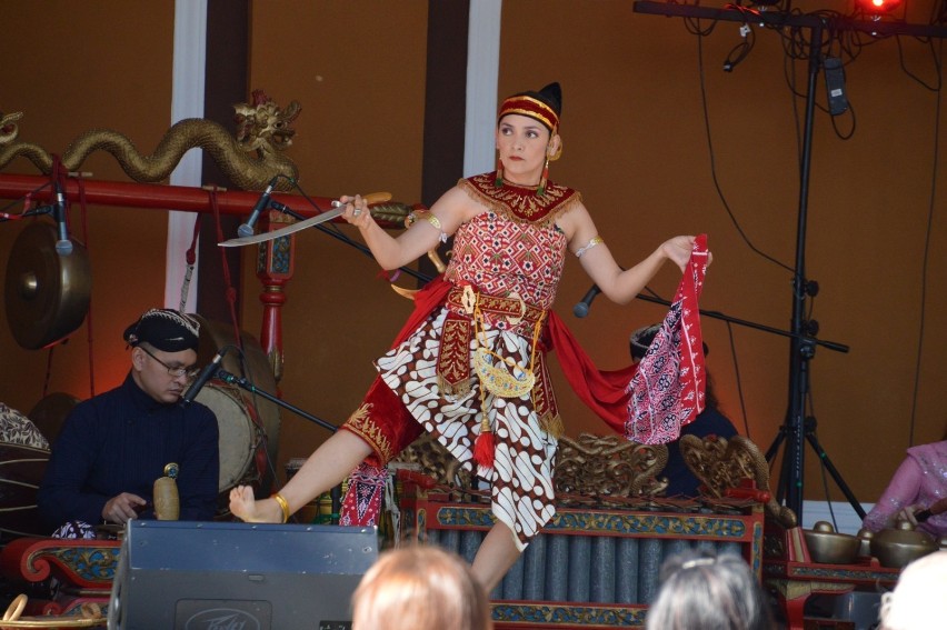 Magiczna Indonezja zagościła w parku domu kultury [FOTO]