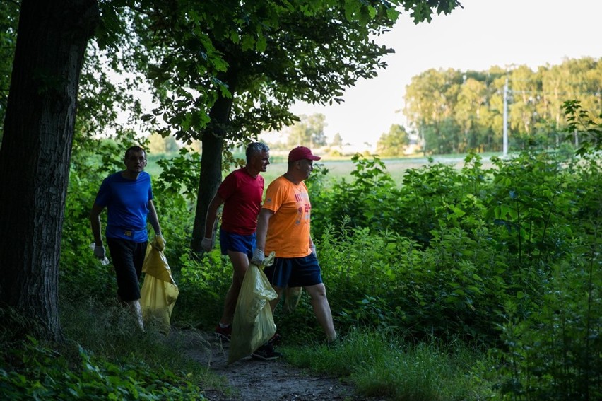 Moda na bieganie połączone ze sprzątaniem środowiska wkroczyła do Pleszewa na dobre 