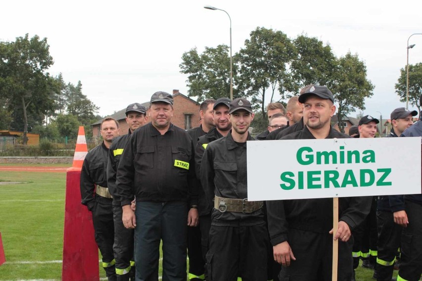 Powiatowe zawody sportowo-pożarnicze w Strumianach