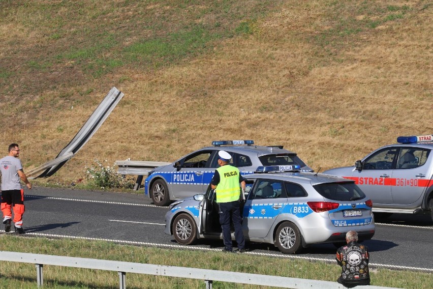 Wypadek na drodze ekspresowej S3 na wysokości Legnicy, zobaczcie zdjęcia