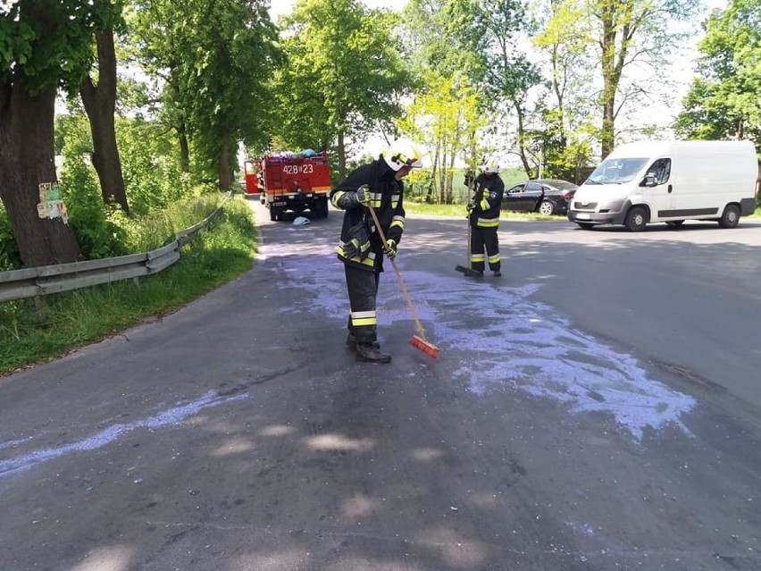 Limuzyna wicewojewody Ramlaua miała stłuczkę w Bajerzu. Policja o tym milczała [zdjęcia]