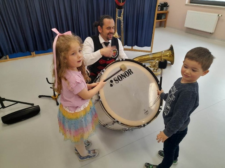 Audycja muzyczna  w Gminnym Przedszkolu Publicznym w Szamocinie