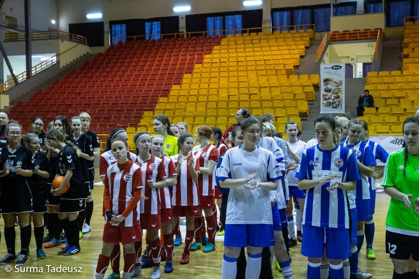 Turniej rozegrano w hali Ośrodka Sportu i Rekreacji w...