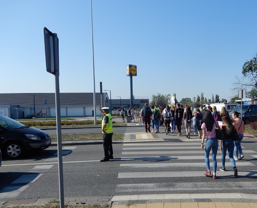 Podsumowanie działań podczas Europejskiego Dnia  Bez Ofiar Śmiertelnych „EDWARD” na  drogach we Włocławku [zdjęcia]