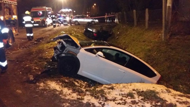 Wypadek w Koźmińcu. Ratowali swojego kolegę