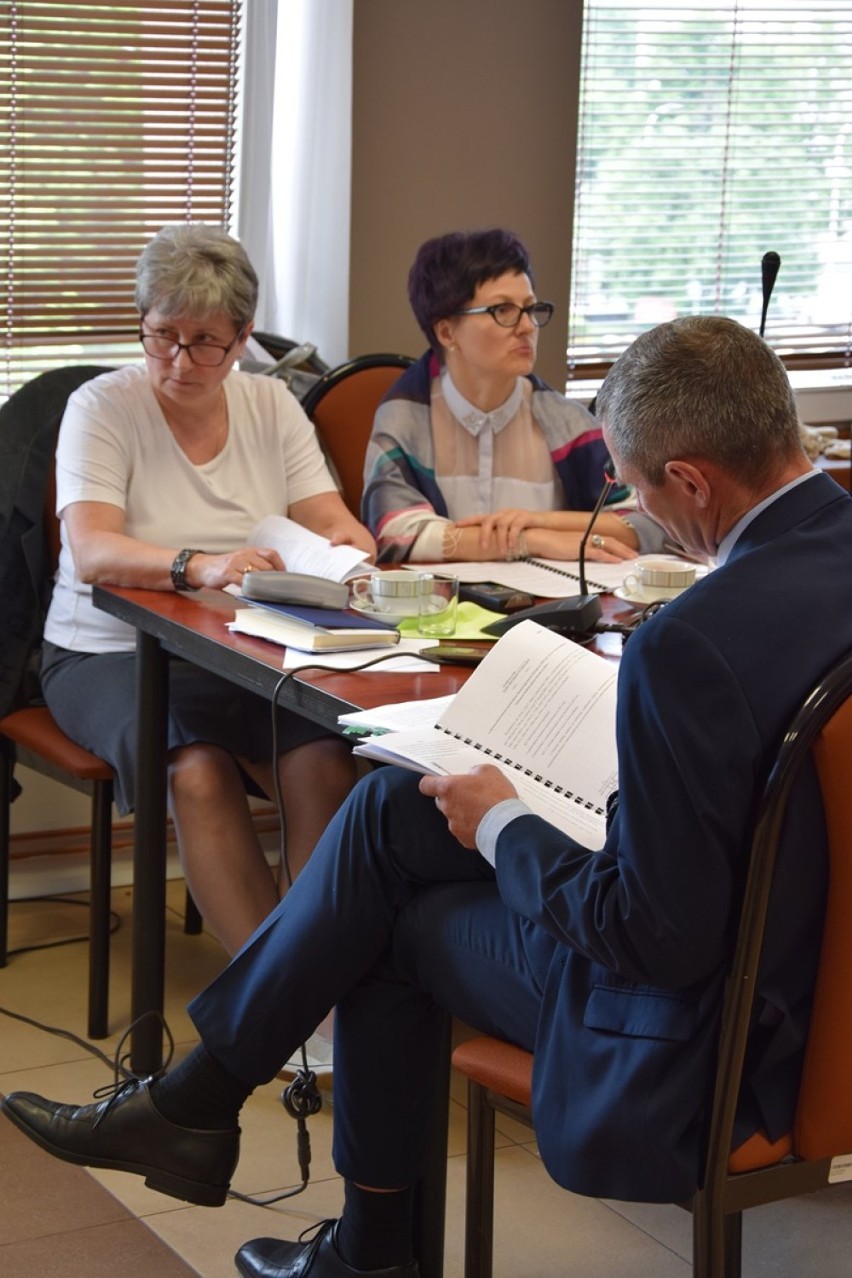 Prezydent Sieradza Paweł Osiewała otrzymał absolutorium za realizację budżetu 2015