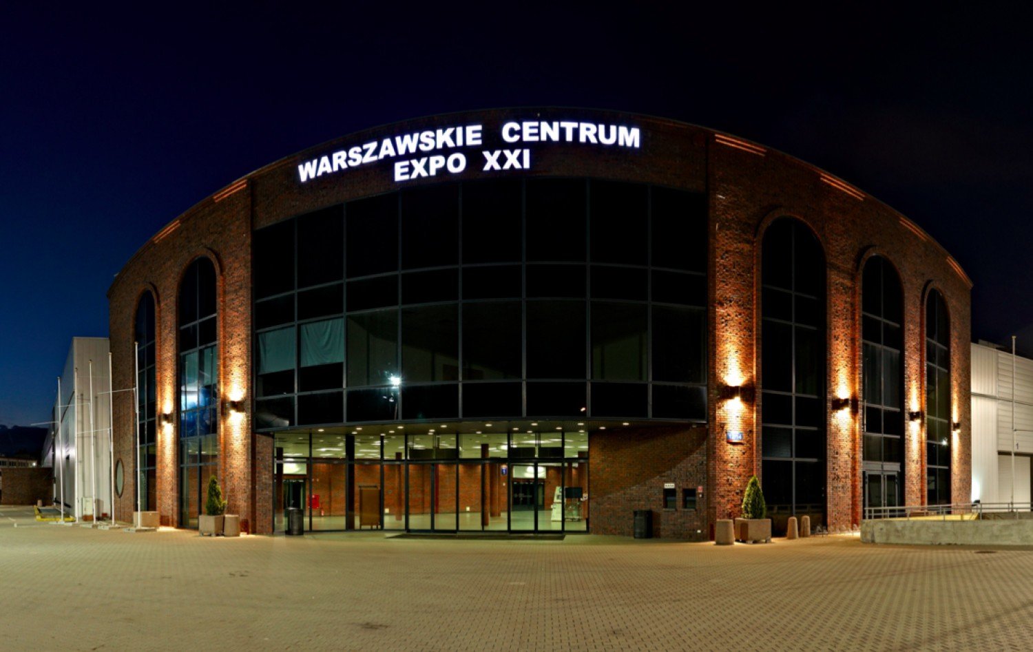 Drugi szpital tymczasowy w Warszawie powstanie w hali Expo XXI