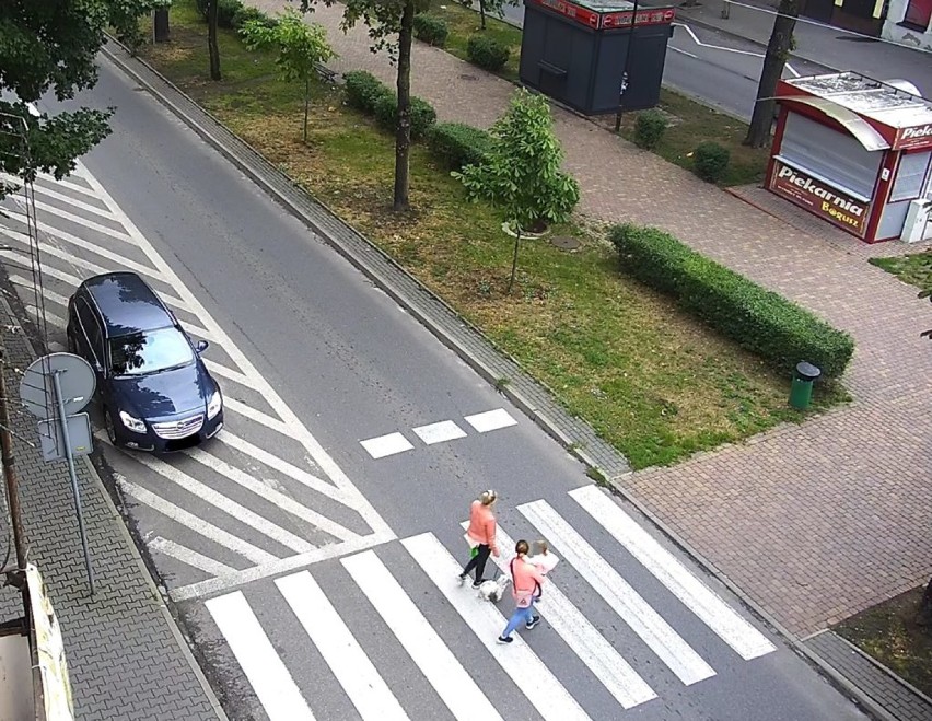 Mistrzowie Parkowania w Tomaszowie Mazowieckim. Parkowanie w centrum Tomaszowa okiem straży miejskiej [ZDJĘCIA]