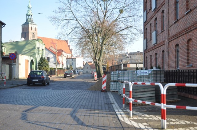 Śrem: na ul. Polnej nowe miejsca parkingowe