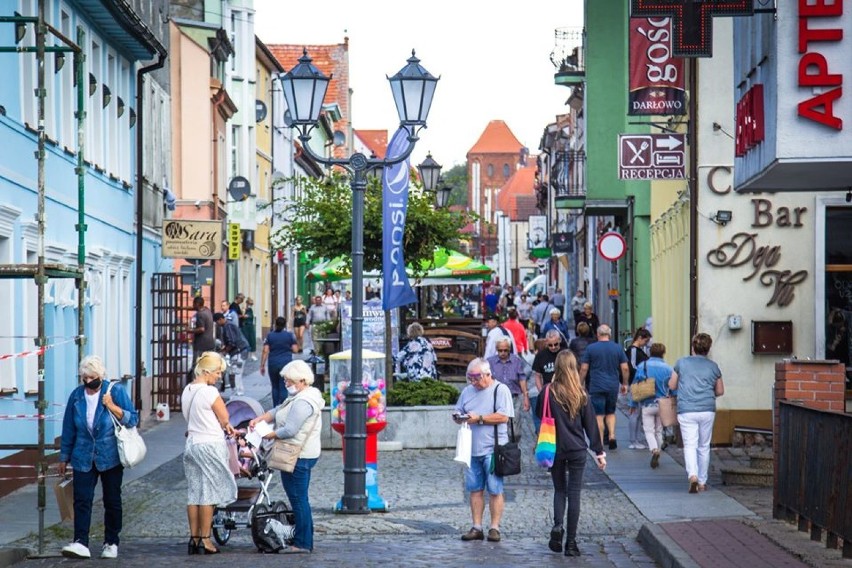 Spacer po Darłowie. Poznajecie te miejsca? [ZDJĘCIA]