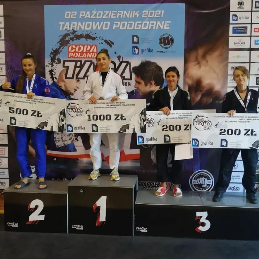 Policjanci z Ostrowa Wielkopolskiego medalistami w brazylijskim Jiu Jitsu