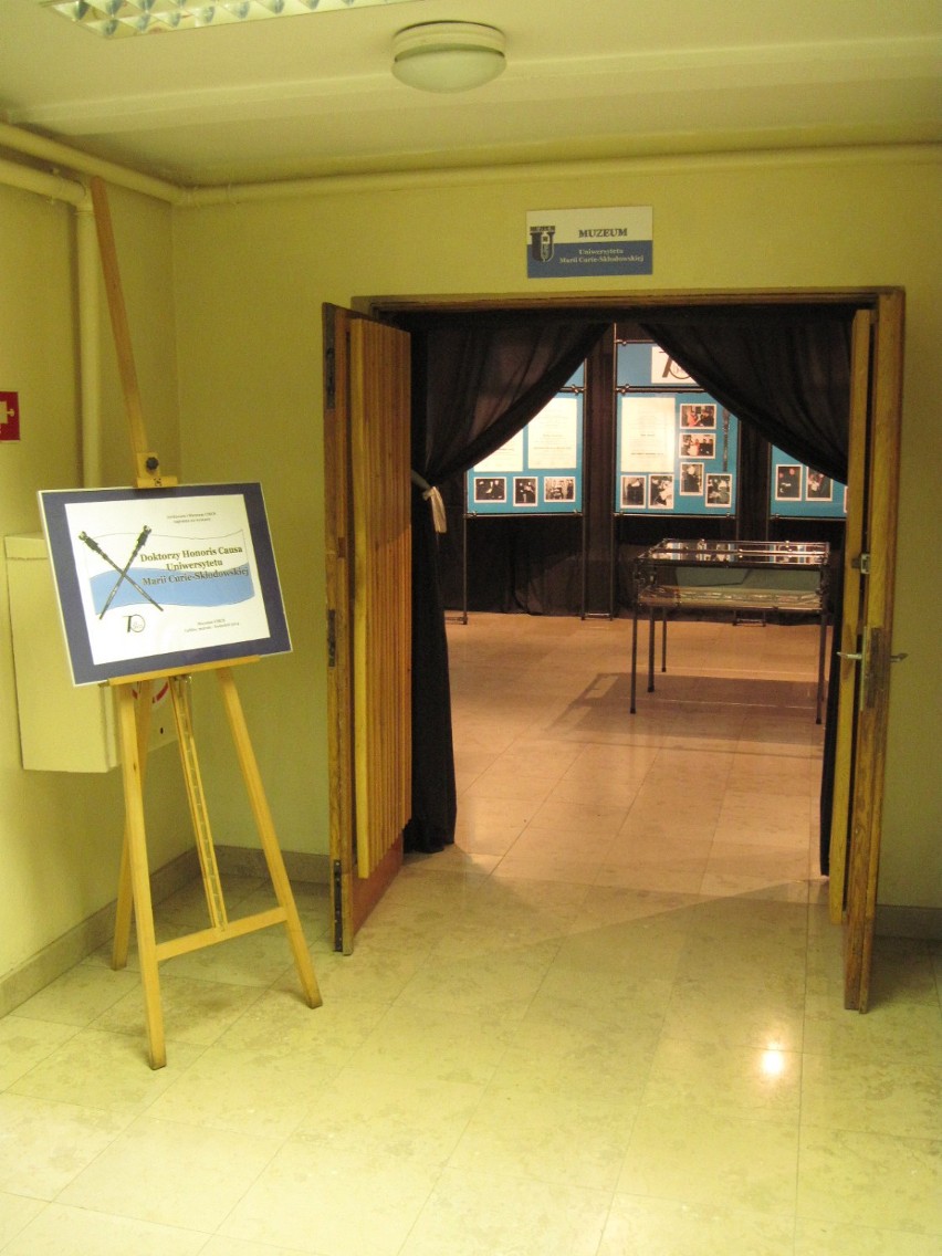 Muzeum UMCS: Wystawa poświęcona doktorom honorowym uczelni