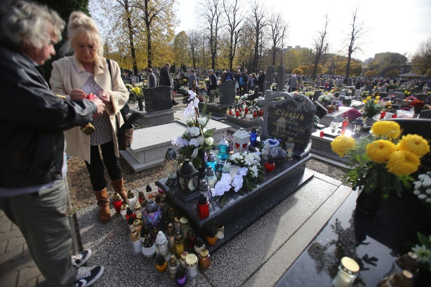 Na cmentarzu przy ul. Granicznej w Chorzowie