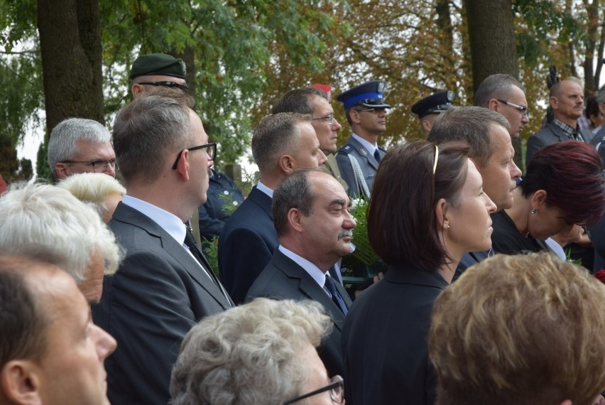 Powiatowe Dni Cichociemnych: pogrzeb "Gonta" ppor. Tadeusza Jaworskiego [FOTO]