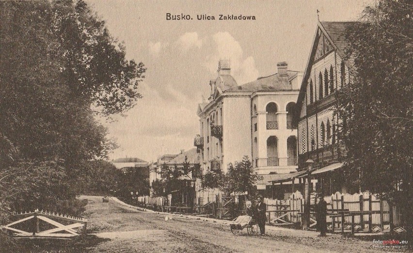 1910-1914
Ulica 1 Maja (dawniej Zakładowa), widać sanatorium...