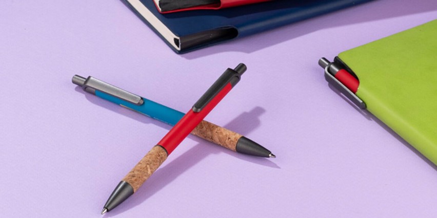 Czy breloki i długopisy reklamowe są w dalszym ciągu atrakcyjne dla klientów?