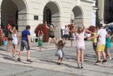 Dziecięce czwartki w Kaliszu. Zabawa pod hasłem "Na sportowo odlotowo" ZDJĘCIA
